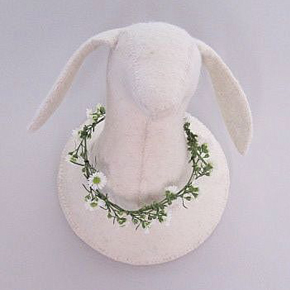 Easter Entrance ~ Spring Lamb & Daisy Chains Easter Entrance ~ Spring Lamb & Daisy Chains