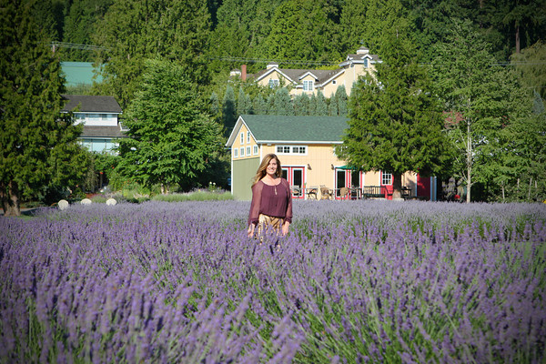 Monica Hart - Girls Night In @Woodinville Lavender - Stefanie Knowlton Photography