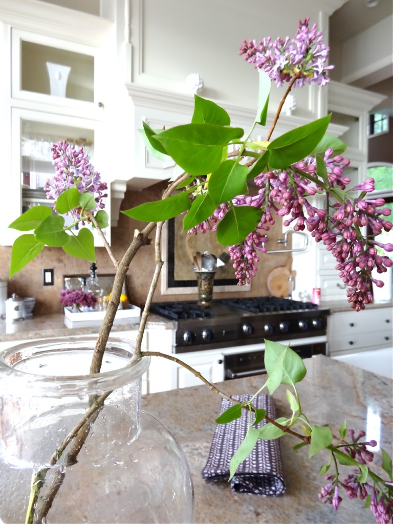 Lilacs - Monica Hart La Famiglia Design
